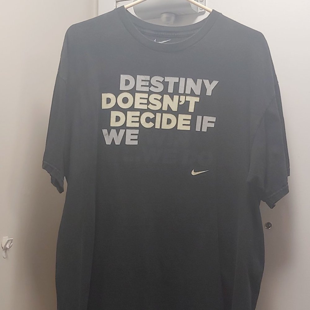 GENTLY USED, VINTAGE LOOK, NIKE TEE SHIRT, XL!!!
